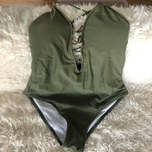 Olive green bathing suit ☀️
